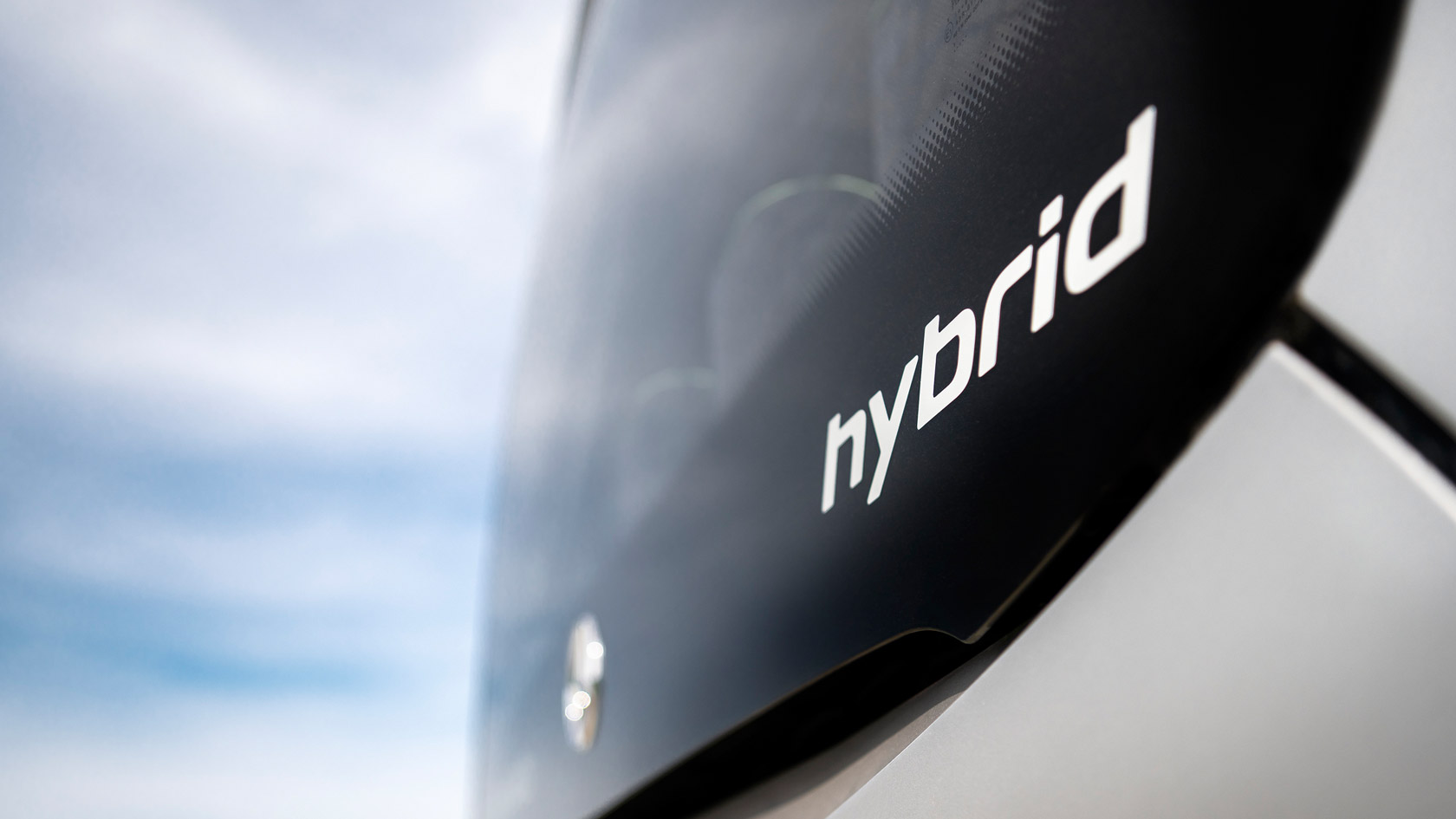 om22-stage-efficient-start-up-assistance-hybrid-01